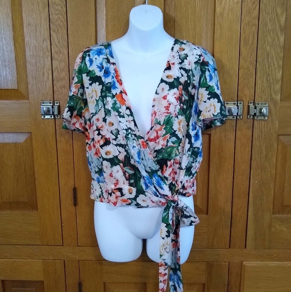 Zara Jeans colorful floral cropped flutter sleeve wrap blouse